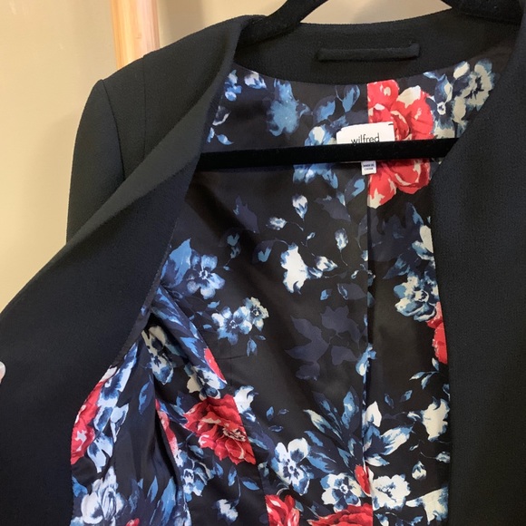 Aritzia/Wilfred Cropped Blazer - Picture 3 of 7